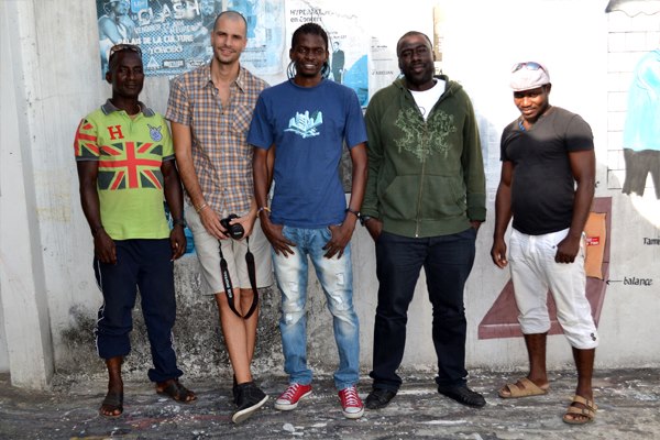 Nicola Monti Art Director e Grafico Web in Costa d'Avorio